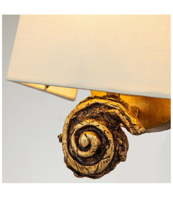Swirl Wandleuchte. Lampenschirm aus Leinen, Stahl, Blattgoldharz