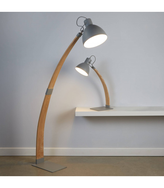 Nanna Stehlampe, Esche, mit Lampenschirm