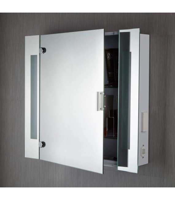 Brillante mueble de baño, espejo de vidrio y toma de afeitadora